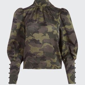 Winslet Camo Print Long Cuff Tunic Blouse